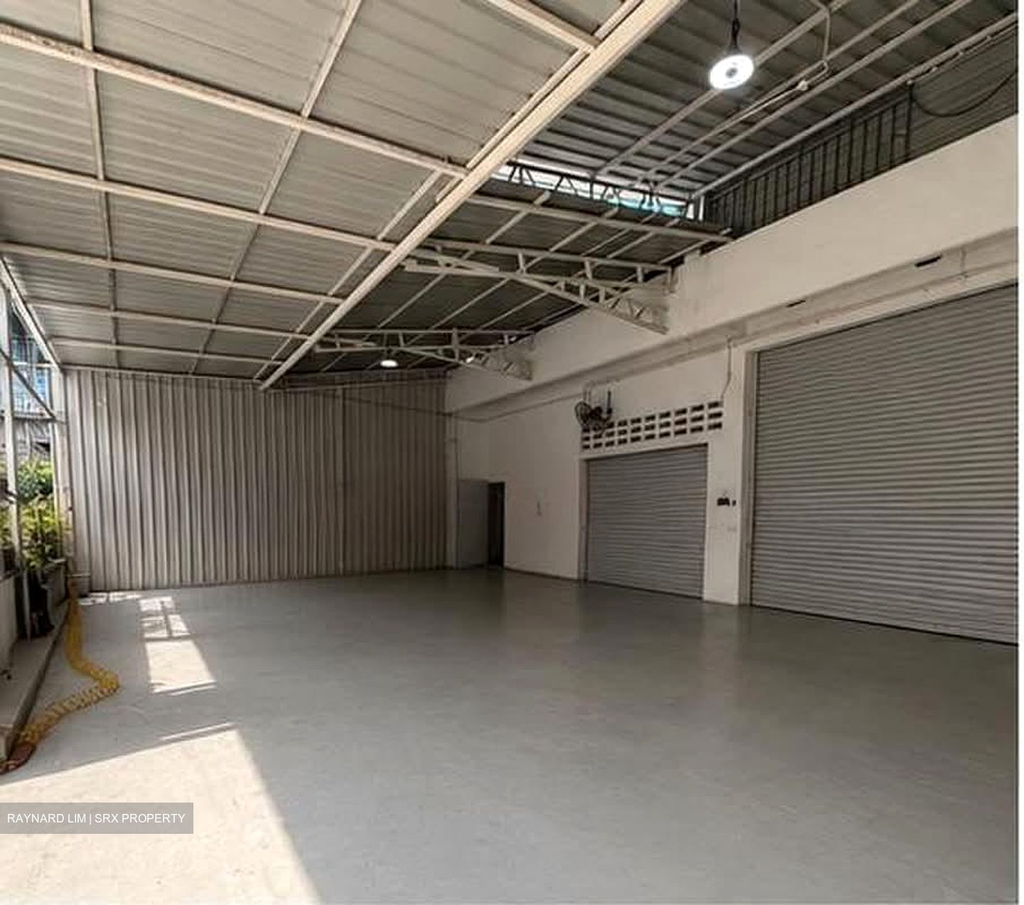 Senang Crescent (D14), Factory #589187731